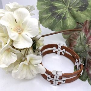 NWT Tory Burch Silver Brown Leather Magnetic Bracelet, Comes With Dust B…